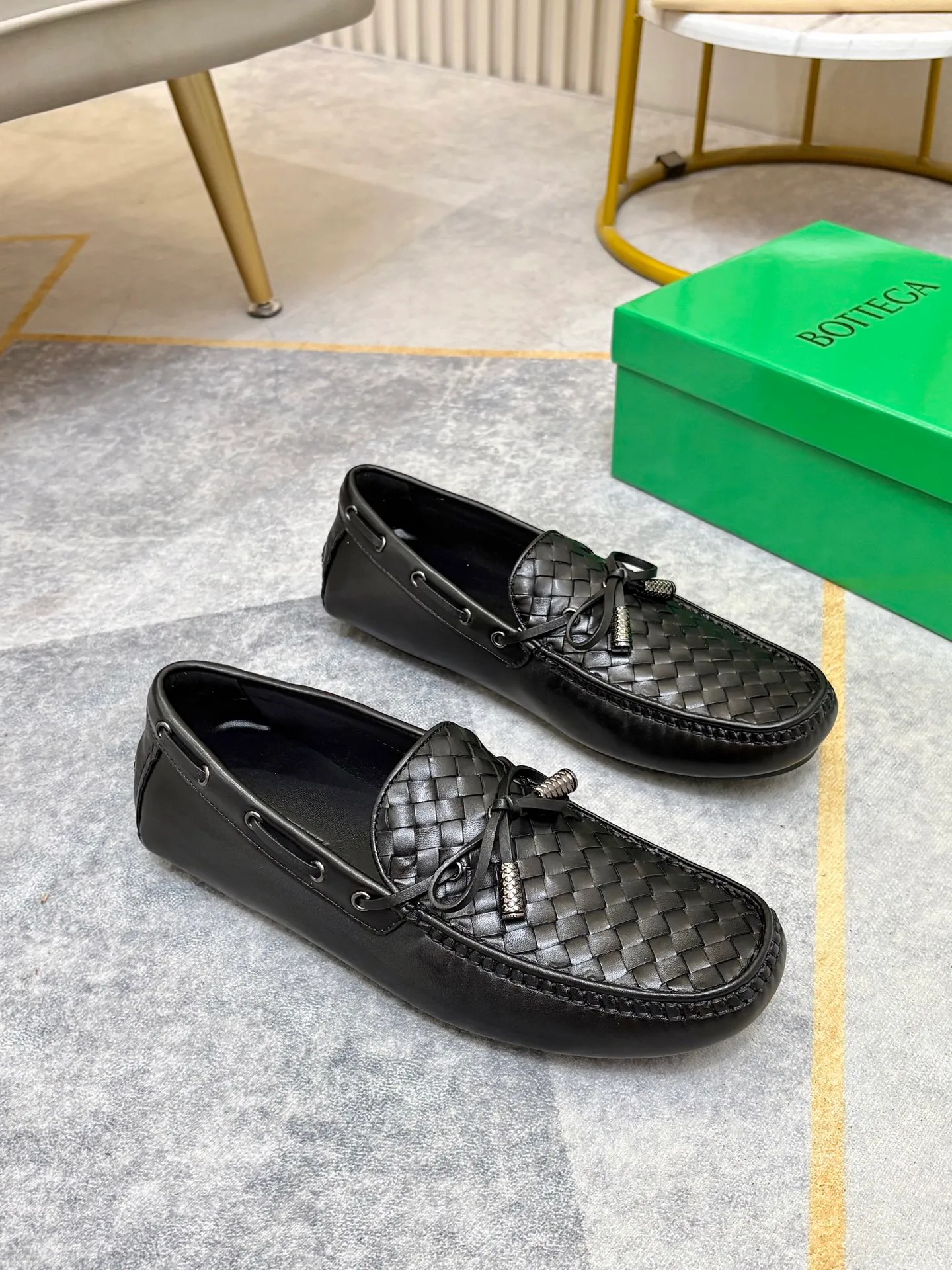 P420💰 (Niu Li + Niu Pad) [BV] The latest hot style‼ ️Casual men's shoes, uppers imported first-layer cowhide ➕Full imported cowhide lining✔️Exquisite workmanship, excellent foot feel, special rubber soles✔️, cool and fashionable, the latest fashion, fashionable outsole, hurry up.  Code number: 38-44 (can be customized to 37.45, non-refundable)